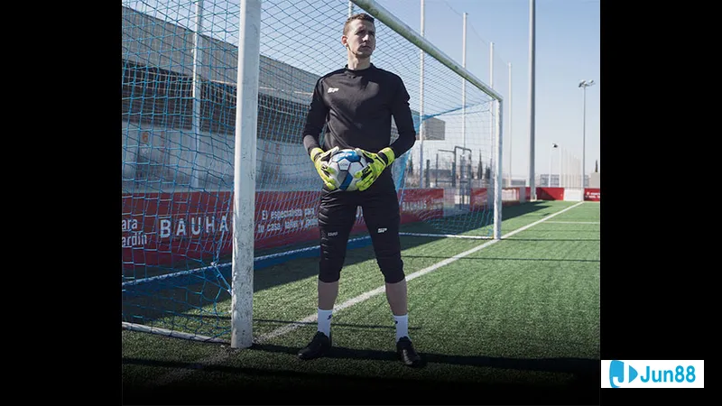 Quy định bắt phạt đền